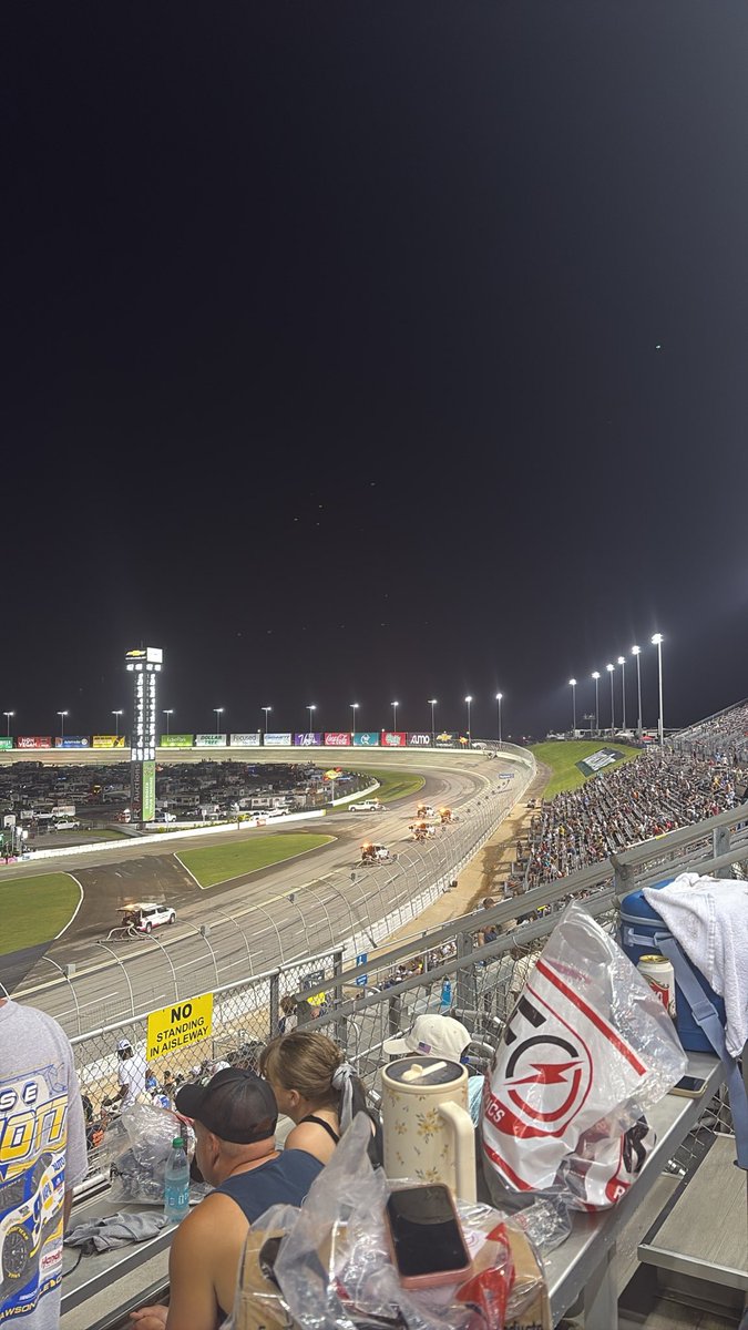 bryan_turner15's tweet photo. @NASCAR @TNTSportsUS @EchoParkSpdwy https://t.co/36LT6Iq8Bj