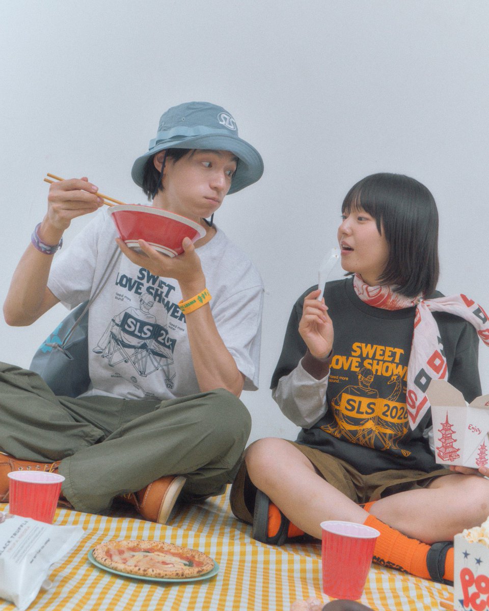 Love Sea BOXSET(新パジャマあり) 今夜20時〜】 #ラブシャ 公式Instagramでオフィシャルグッズを紹介する