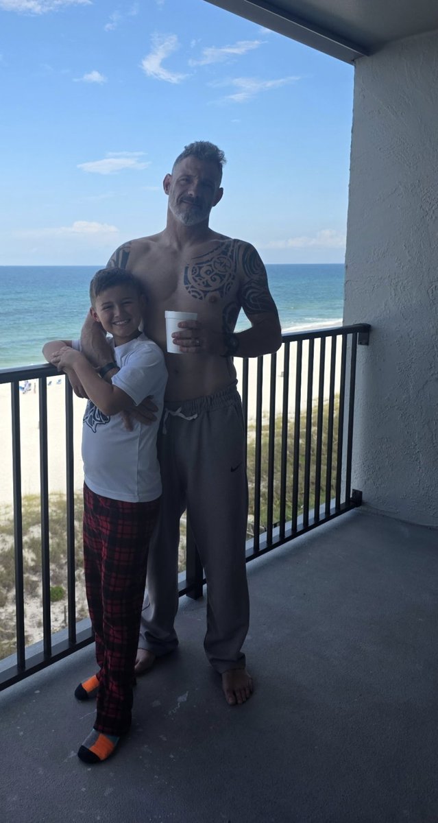 Lledroc_027_'s tweet photo. Man when did my boy get so big!?  Gorgeous day here in PCB..... https://t.co/d0PUldntzq
