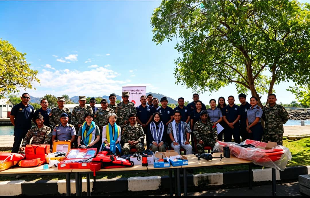 UNODC_BMB's tweet photo. With the generous support of 🇯🇵, UNODC GMCP donated Search and Rescue (SAR) equipment to the National Maritime Authority of 🇹🇱. The donation strengthens maritime emergency response capabilities and contributes to safer and more secure seas. https://t.co/1imLiYtOjX
