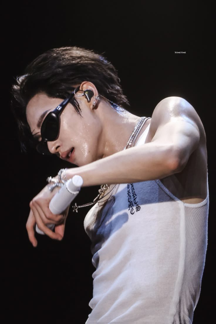 wonbin loops tweet media