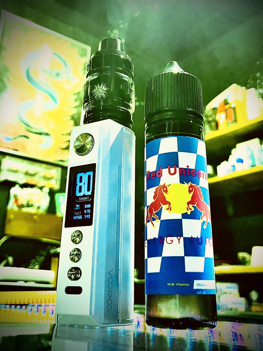 smokeride_gogo's tweet photo. 大人気レッドブル風味
🇲🇾RedUnicorn😎
爆煙UFORCE&
カッコイイ白DRAGでJET〜‼️
美味しい笑顔最高ですネ❤️
ありがとう御座いました😊
VAPE電子タバコC.C
越谷市大袋駅東口徒歩2分
070-2332-0069
#vape好きな人と繋がりたい
#電子タバコ #vape #ベイプ
#美味しい笑顔 #至福の時間
#livefast #爆煙 https://t.co/cIkacnL8BJ