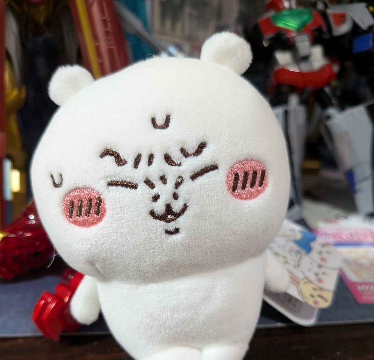 4564Sa's tweet photo. 足ツボマッサージうけてめちゃくちゃ痛いちいかわ https://t.co/Tnr4D3Al6z