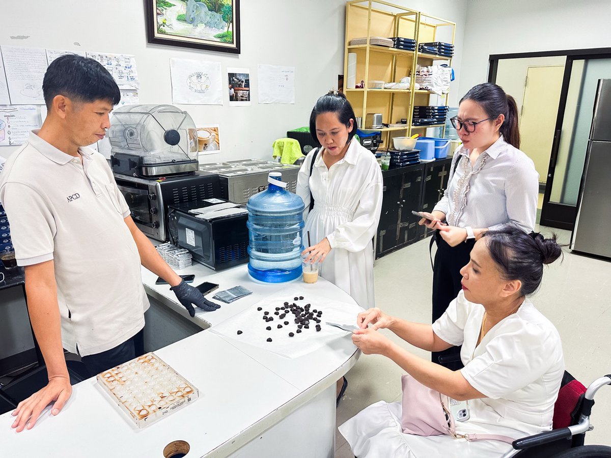 APCDAsiaPacific's tweet photo. 🌏🤝On 6 Jul 2026, #APCD welcomed representatives from #AnantaraSiamBangkok Hotel to discuss future collaboration on disability inclusion and showcase its Accessible Building / Universal Design, APCD 60+ Bakery & Chocolate Café, and APCD 60+ Kitchen. #Thailand #Access https://t.co/yDcwS471xm