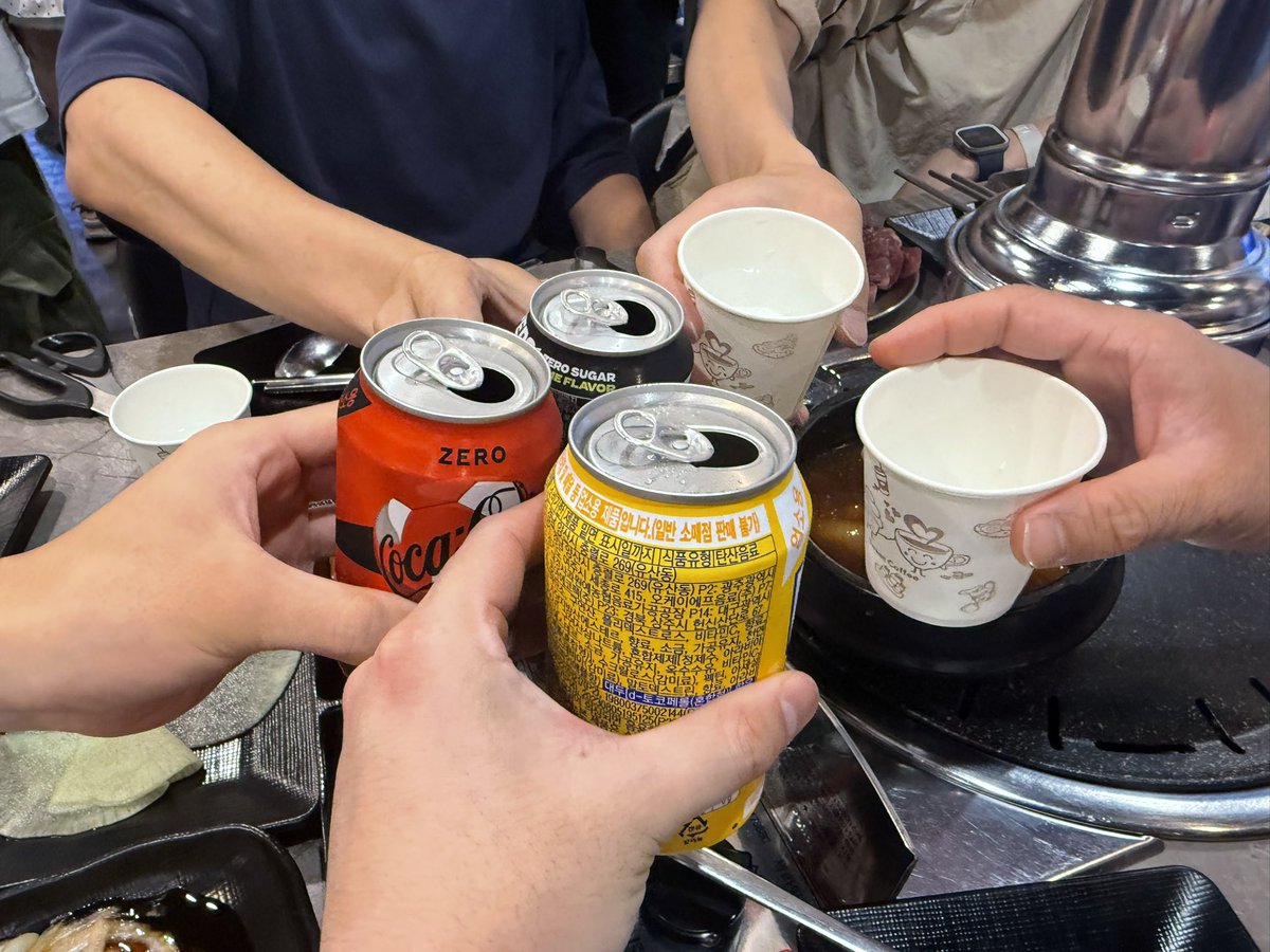 Lightning_SW99's tweet photo. ジャムズ��韓国料理🥘オフ会
水瀬さらら💍ちゃん
白いワンピースめっちゃ可愛すぎた💕✨
韓国料理🥘と焼肉🥩を堪能しながら、
メンバー、周りのヲタクの皆さんと過ごして、
本当に最高な時間になったな〜
#水瀬さらら
#ジャムズ
#JamsCollection
#ジャムズアジアツアー https://t.co/KobOOzyFQu