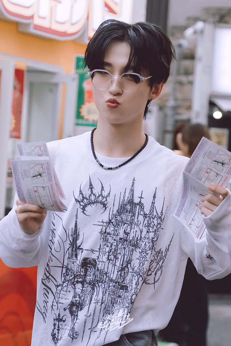 bomi_wezag's tweet photo. 260712 PR
#위잭 #WEZAG
#경택 #Kyungtaek https://t.co/9vVkKeb0xG