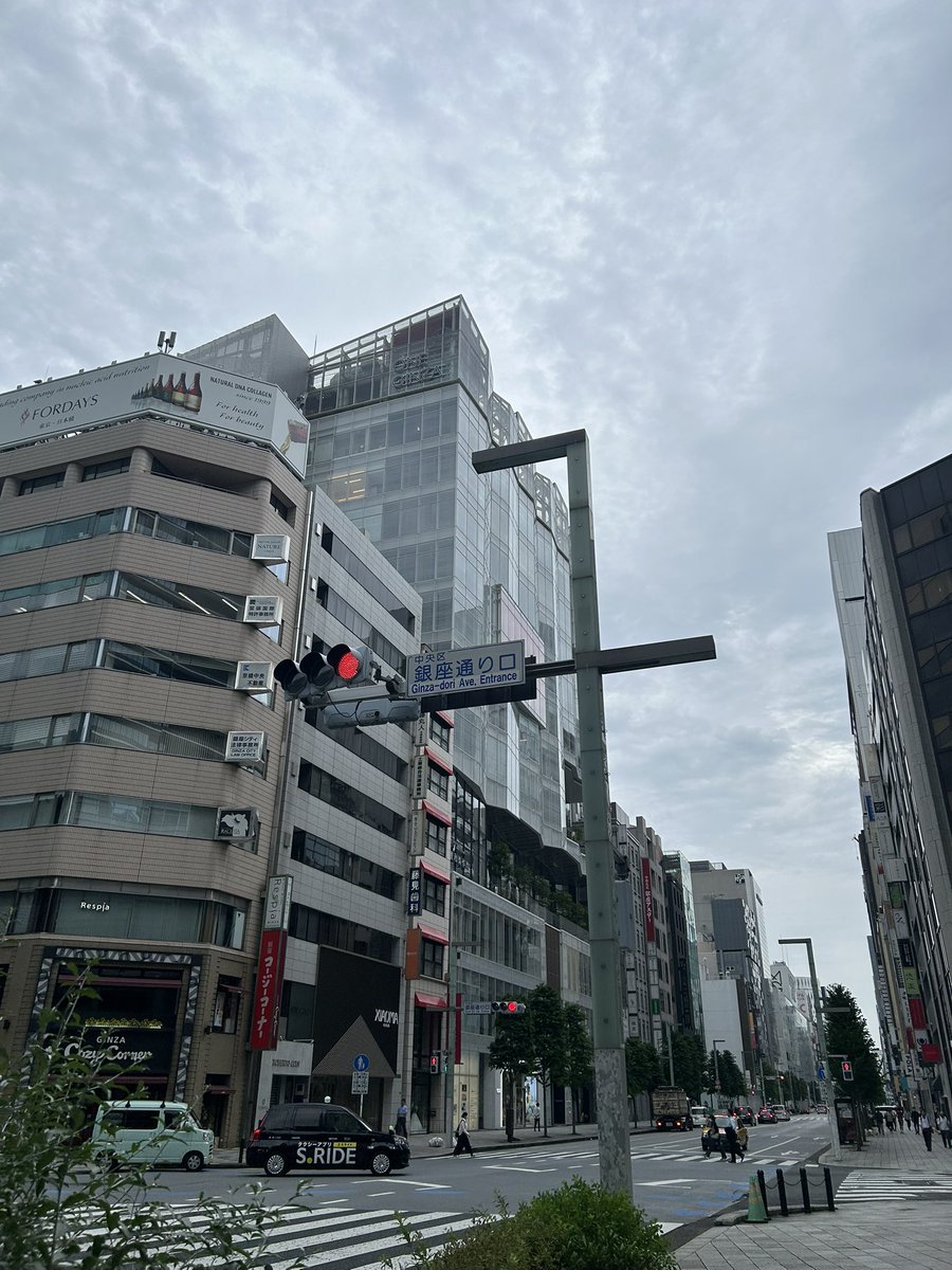 824_DMJQ's tweet photo. おはよう銀座
今週もよろしくお願いします🙇‍♀️
湿気😭 https://t.co/LRF3JpWWTS