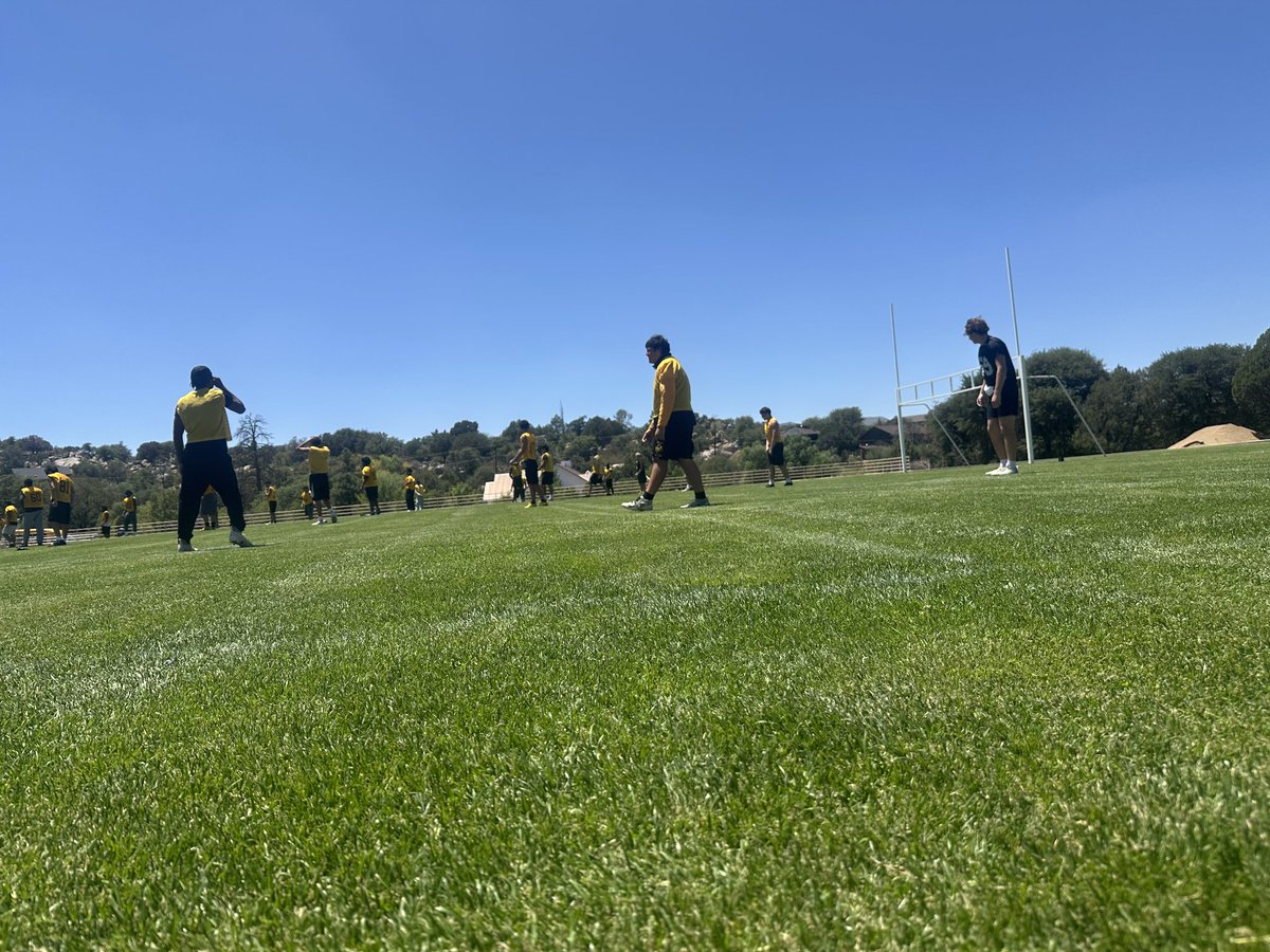 Coach_Figueroa's tweet photo. Very proud of these boys! Camp Yavapai was a great experience and we are excited for the opportunity to compete this season. 

Thank you @YavapaiCollege and @AY_BILT for a great camp!

#NextLevelPadres//#PadrePower https://t.co/tSCuo9IV8l