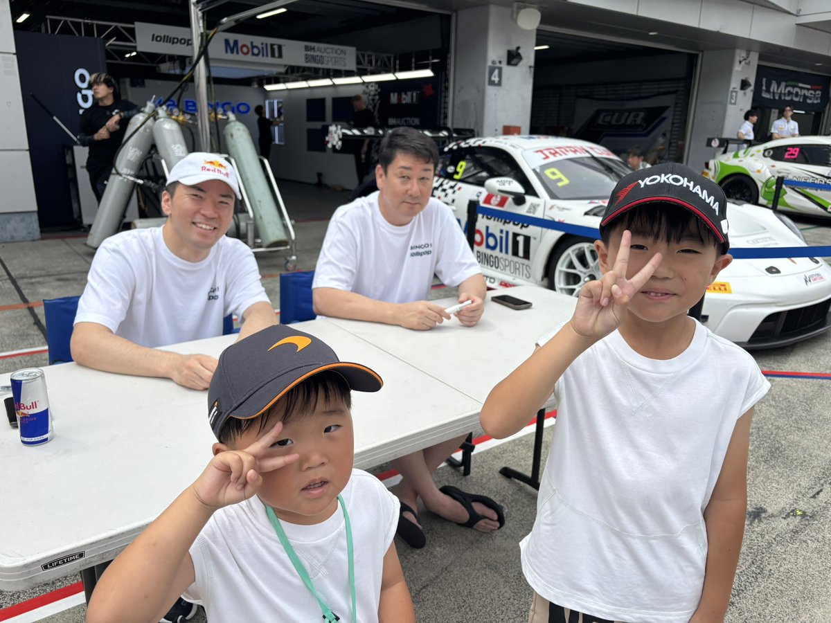 hrhrbros's tweet photo. .
.
🤍
. https://t.co/7xi945wJfP