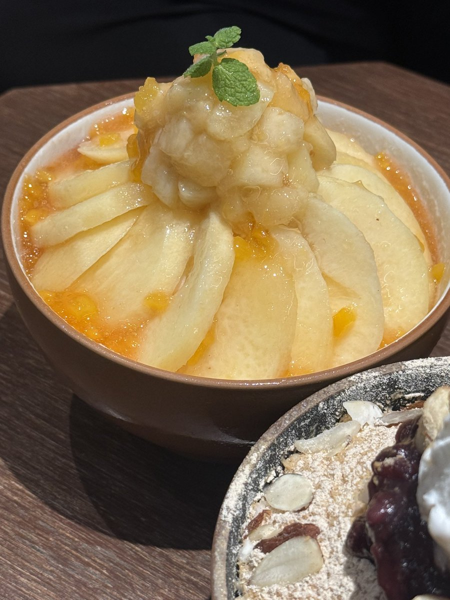 bboggeum_'s tweet photo. 복숭아 빙수 을매나 맛있게욤!!!🫰🏻💗 https://t.co/4PwLngmZTf