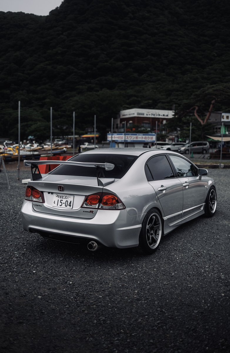 mnagata86's tweet photo. ・ADVAN GT Beyond
　　17インチ 9.5J(C4) 通し
・POTENZA RE-71RS 
・無限リアウイング

つけました
車高はこれからやってきます https://t.co/CnojzqTzl4