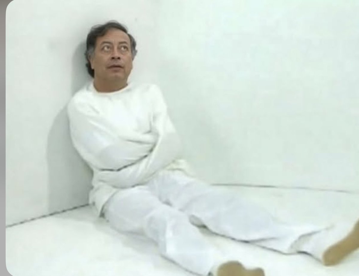 jr__0113's tweet photo. @petrogustavo https://t.co/1YgVMNPrPT