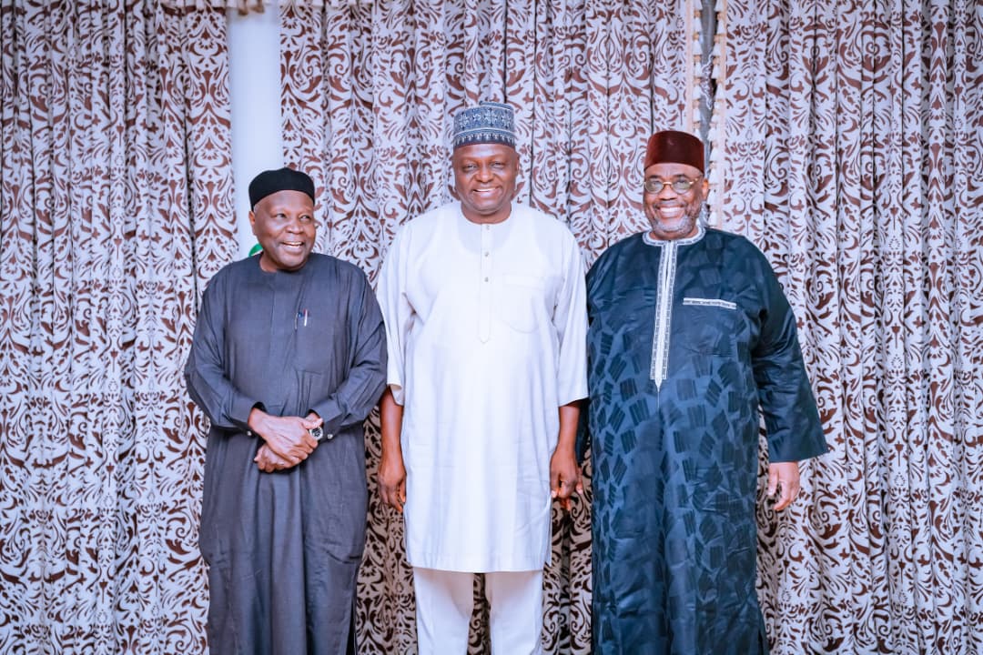 drjamilgwamna's tweet photo. I had the honour of accompanying our leader, @HEInuwaYahaya, alongside the @OfficialAPCNg National Chairman, Professor @nentawe1, and Arc. Yunusa Yakubu , on a courtesy visit to the residence of Distinguished Senator Usman Bayero Nafada.

We were warmly received, and our discussions centered on unity, shared values, and the continued progress of our dear state. Moments like this reinforce our collective commitment to sustaining the gains achieved and advancing the development of Gombe State.

Together, we remain focused on building a stronger and more prosperous future for all.

-JIG