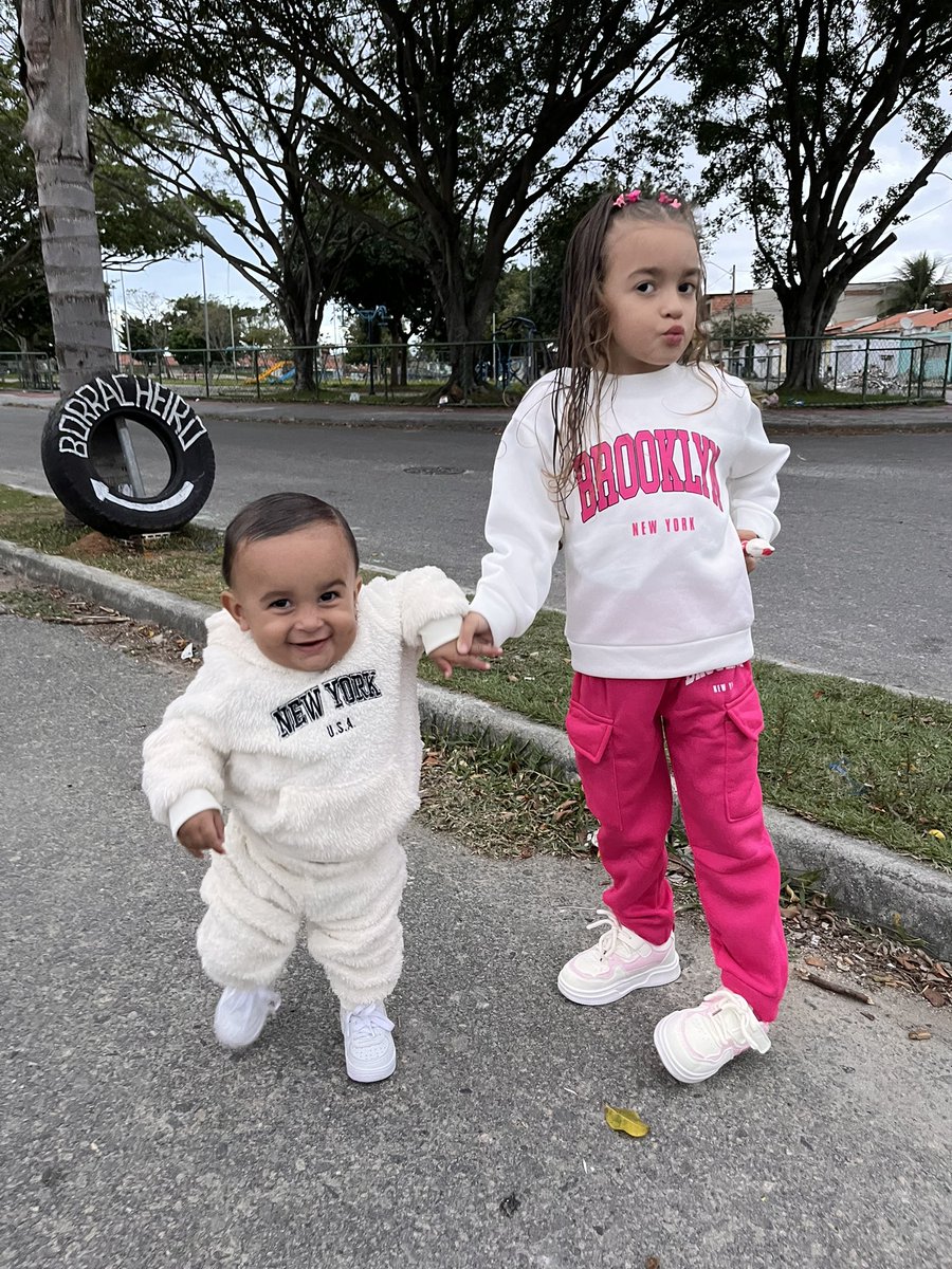 acdss_'s tweet photo. meu coração ♥️ https://t.co/Mp18vX0KOw