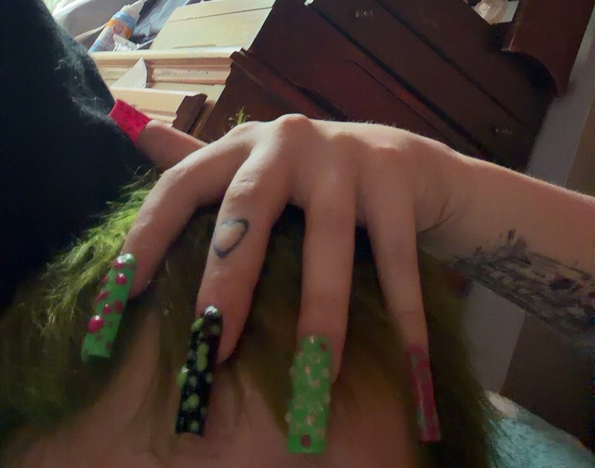 prttypnkpup's tweet photo. new nails to match the new hair :>
wanna see them wrapped around her dick?
#nsfw #nsfwtwt #wlw #enby #tgirl
#creampie #sex #porn #intox #alt
#puppygirl #petplay #petgf #somno https://t.co/TKXvpcWKNY