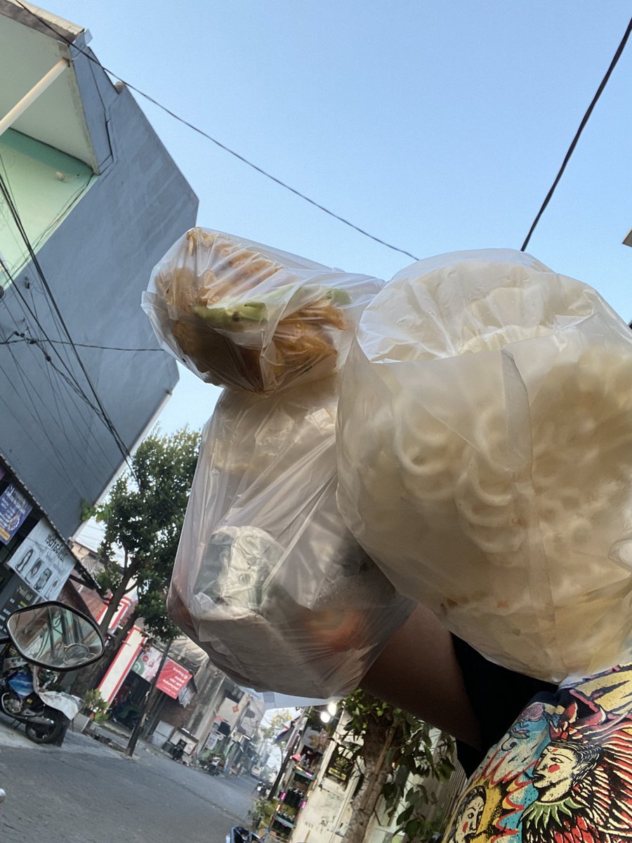 eyooraw's tweet photo. I LOOOOVEEEEE NYAYUR PAGI PAGIIII🌬️ https://t.co/bDTHKwrQHi