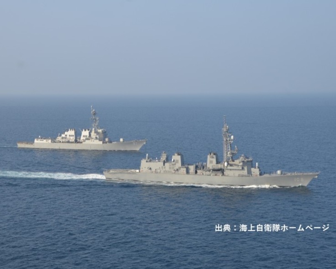 suikoukai_sns's tweet photo. 【 #させぼ自衛隊グルメ 探訪 】 #佐世保水交会
⑫ #護衛艦 「 #あけぼの 」カレー
提供： #カレーハウス西風
なんと長崎名物「ちゃんぽん」風味🍛！よく煮込まれた豚バラ肉とも相性抜群です。食後はハートのカップのコーヒーで、九十九島の絶景をながめながら一服☕。お勧めのディープな名店！#水交会 https://t.co/fRr7jVLXEX