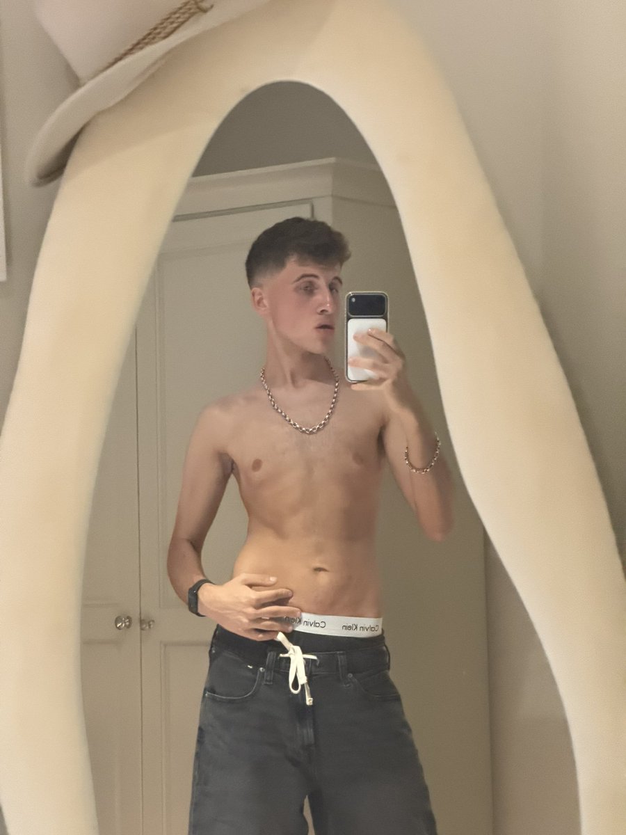 lucasjacksson's tweet photo. i wanna get abs
#gay #mlm #gay19 #gaymanchester #gaynottingham https://t.co/14ts3z5sOD