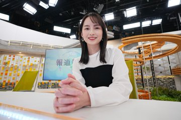olcayla2's tweet photo. 【通常運転】ＴＢＳ報道特集、有識者が「国旗損壊罪はしょうもない」

→ 山本恵里伽アナ、有識者の指摘を「非常に重いものがある」 https://t.co/CTuF5y7cm3