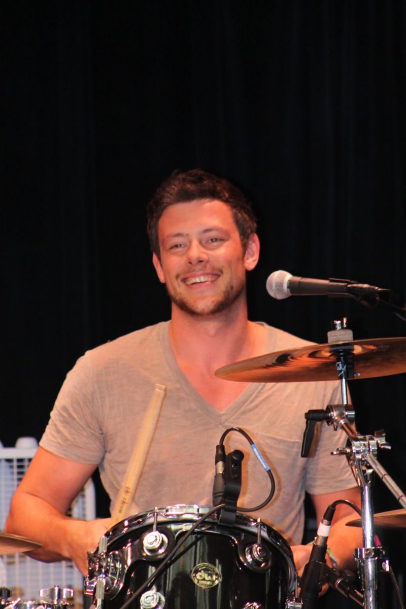 dailyymonteith's tweet photo. 13 years. you are forever loved and missed, truly. you deserved so much more and it breaks my heart but we will always celebrate your life, the incredible things you did, and the comfort you brought and still bring to many 🤍 https://t.co/ypffh0N3n5