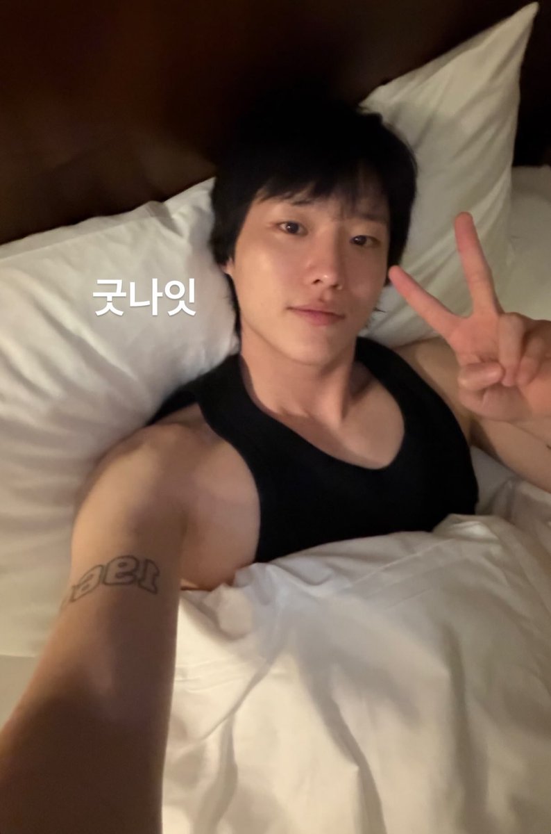 awvbsh's tweet photo. 캡쳐 안할려고 했는데 이렇게 바로 갭차이 주는 조승연 진짜 🦊 https://t.co/e7e1GA3916
