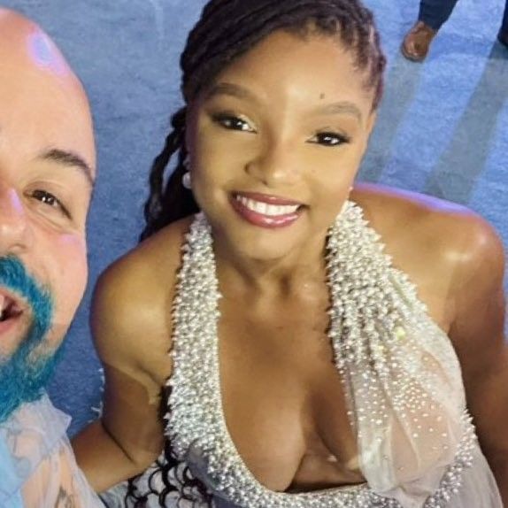 YonathanCa31046's tweet photo. @SanaaMania @hallesplace No puede ser que está mujer estuviera embarazada de mí dulce y bella princesa Halle Bailey.🥰❤️💋👑 Que dios la tenga en su gloria ahí siempre en el cielo. https://t.co/jLQdYxVqJD