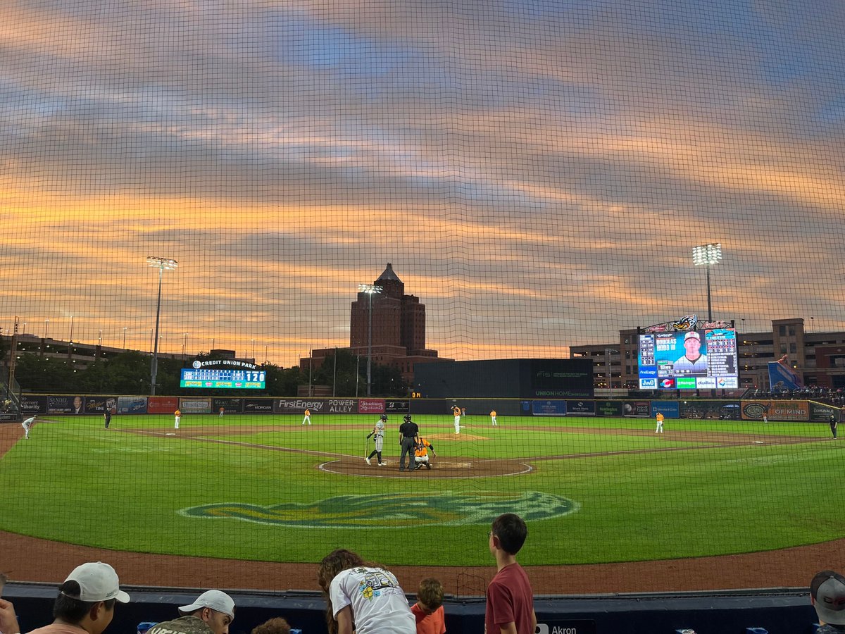 theodorebreck's tweet photo. Although the Akron RubberDucks didn't have a good time on the field, members of our Lodge had fun watching the game! Thank you to everyone who came out and made this event a success! https://t.co/kfy0K3KIwV