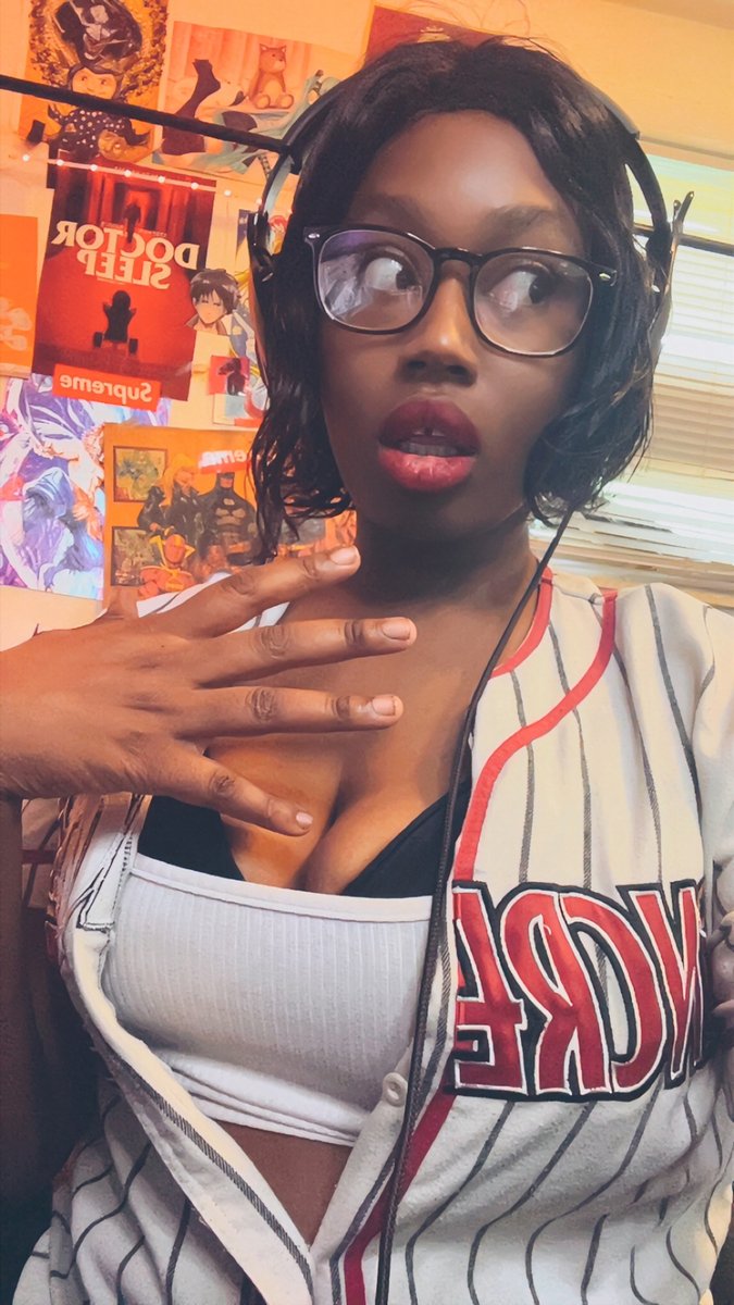 Jasimonster's tweet photo. Horror Movie sunday is Still #Live watching the #StephenKingMovie Needful Things #LowViews #Twitch #Kick #Rumble #Velora #Beam JOIN UP https://t.co/KjFueQ05rY