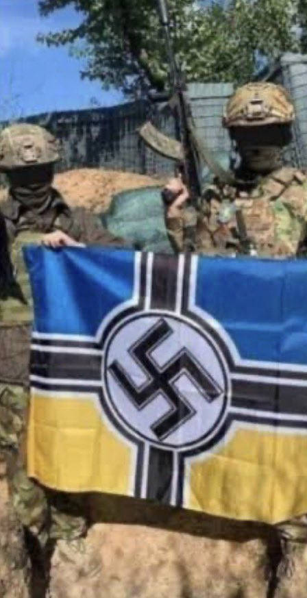 k6va9's tweet photo. @darkkhajibey @Titan_Skater @lizelow @Sikma4343 yes yes we are nazis u stupid bitch https://t.co/1s1GHtyVeQ