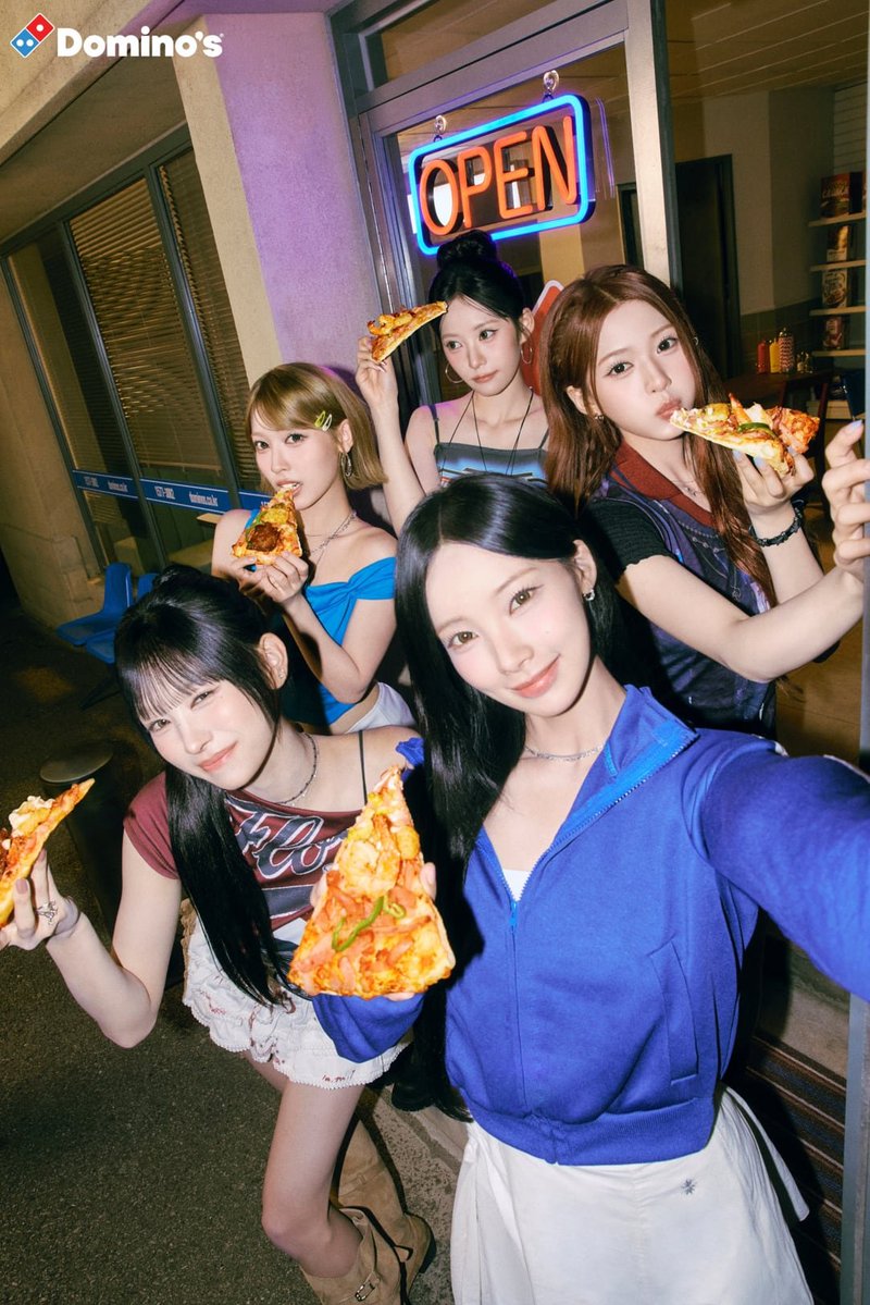 rescenechart's tweet photo. RESCENE have been selected as new models for Domino's Pizza.

#RESCENE #리센느 @RESCENEofficial https://t.co/YemQR4nXhl