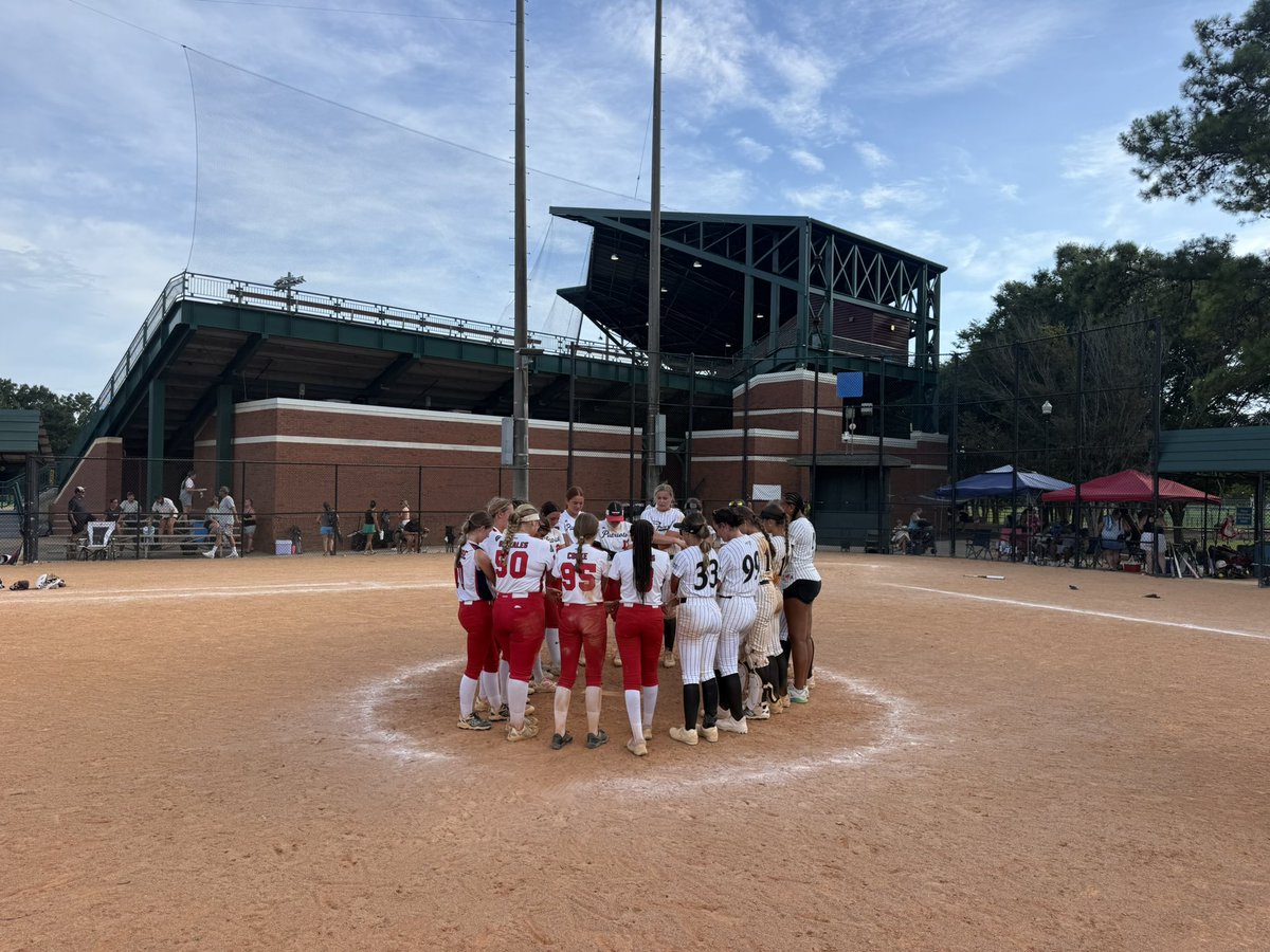 MarucciPatsGC's tweet photo. What a great tournament for our 16u girls in Georgia competing well and ending with a 5-2 record and finishing 3rd! Team batting average continues to excel ending the tment at .386 and pitching ERA of 1.48 and WHIP of 1.00 and BAA of .160! 

⭐️Leaderboard⭐️

Batting Avg. .400 CLUB
1. Valerie Malley .600
2. Kara Roberts .545
3. Brenna Cooke .500
4. Peyton Crouse .471
5. Anna Parker .429

RBIs
1. Valerie Malley 6
2. Kara Roberts 5
3. Faith Gonzales 4

Stolen Bases
1. Jenna Janik 4
2. Peyton Crouse 4

Hits
1. Valerie Malley 9
2. Brenna Cooke 8
3. Peyton Crouse 8

Pitching
🥎 Faith Gonzales- 11IP ERA .636; BAA .205; WHIP 1.00; K’s 9
🥎 Karmyn Sanders 9.2 IP; ERA 1.44; WHIP .621; K’s 9
🥎 Ella Samford 9.2 IP; ERA 2.17; WHIP 1.34; K’s 12

 @DCEliteSoftball @ExtraInningSB @DiamondAddicts @LineDsoftball