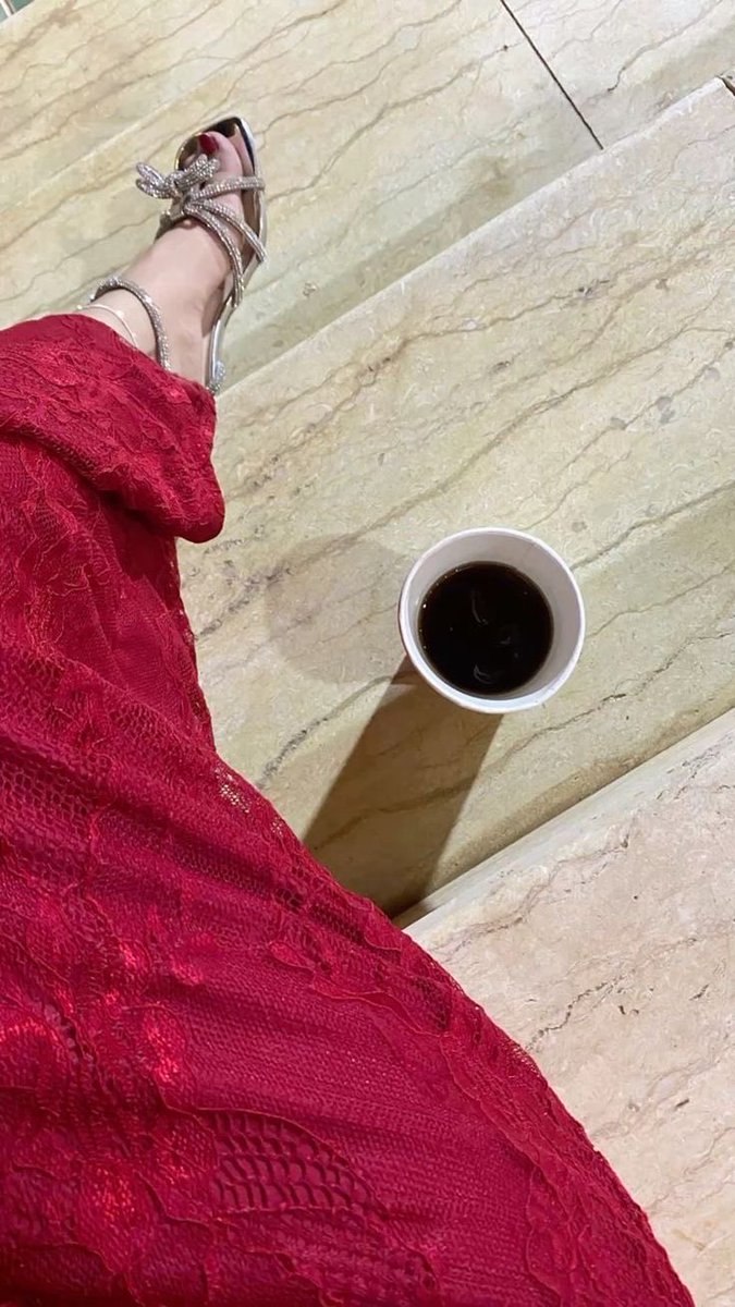 3hr_mx's tweet photo. الأحمر أكثر لون أنثوي بالحياة♥️😍. https://t.co/TrO67Dq0Rg
