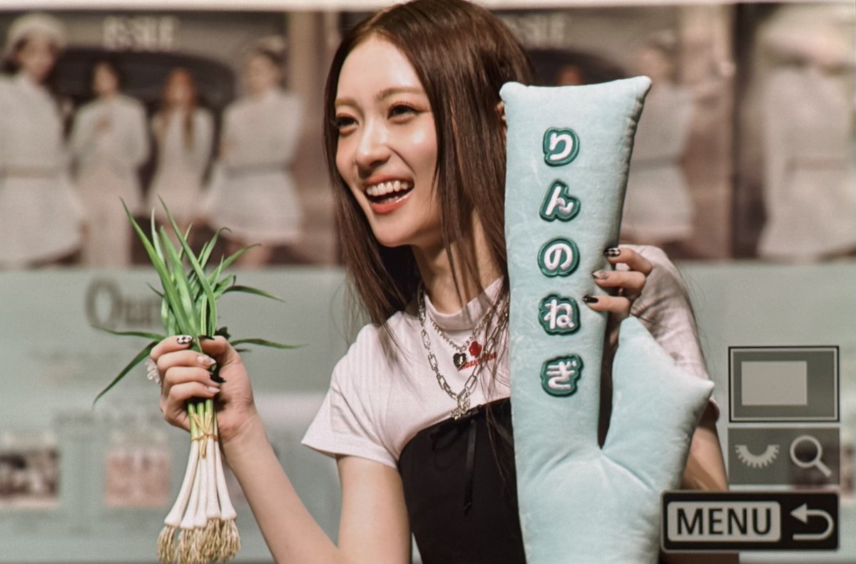 ryota030901's tweet photo. 260712 IS:SUE 関東全員サイン会 pre

標準豊かな凛ちゃん可愛いすぎる🥰🫶

#ISSUE
#ISSUE_オフライン

#会田凛 #RIN https://t.co/CKojPSRE8H