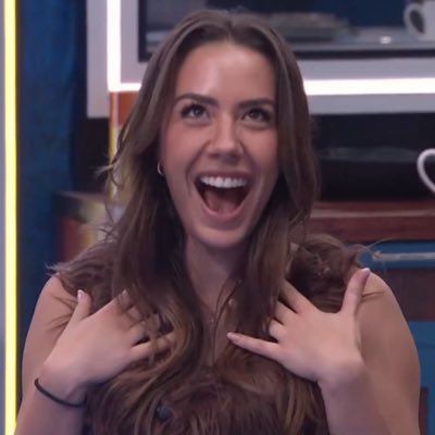 comprealitytv's tweet photo. #NewProfilePic https://t.co/e4FPnaZKHu