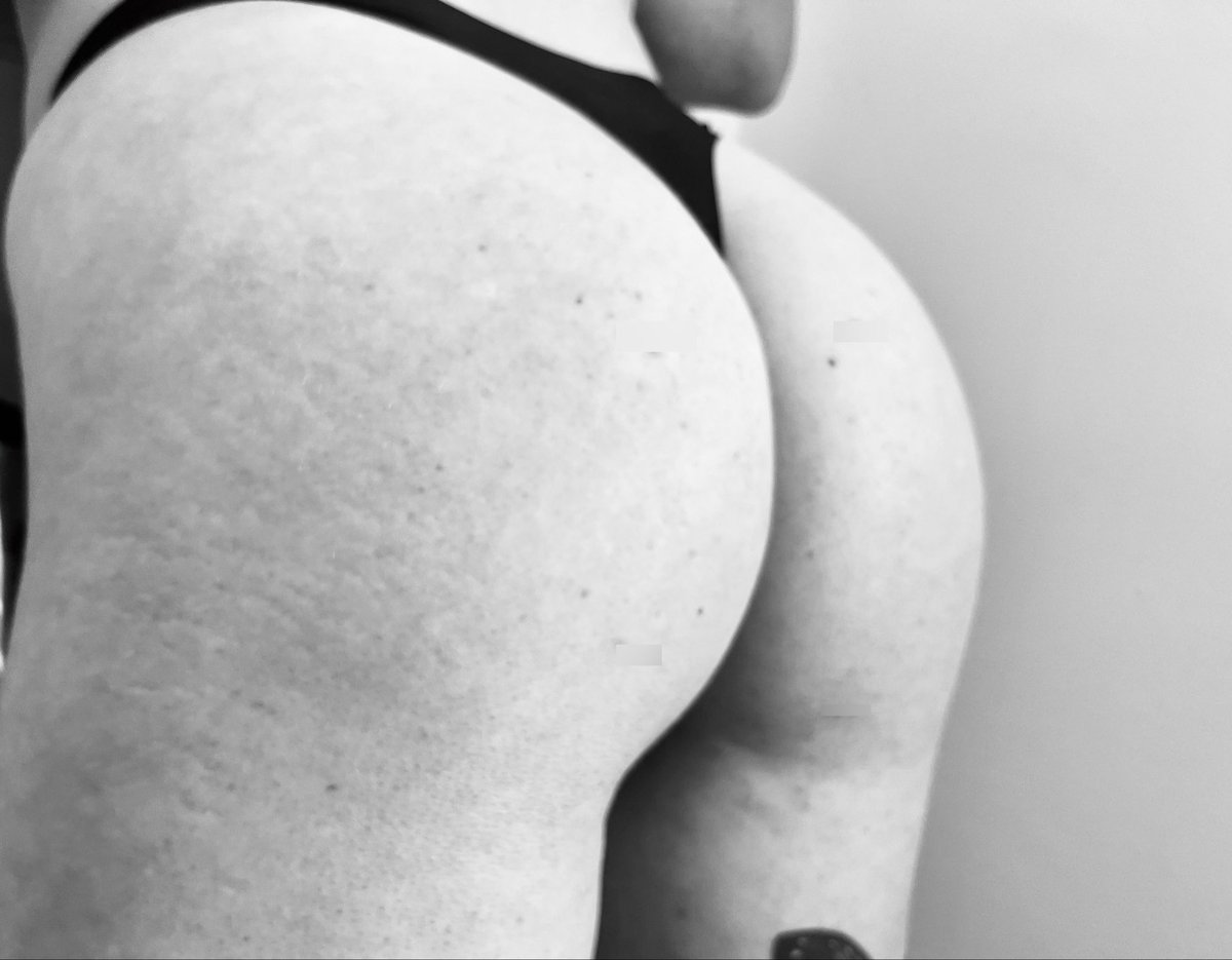 GoddessEmilyJae's tweet photo. Your weekend is officially dead, and your workweek starts tomorrow. Lock your focus on my curves, accept your position as my financial subordinate, and send your final tribute of the week. DMs require a receipt. Links pinned, boys.
#Findom #Femdom #CashDrain #VerifiedFindom #VerifiedDomme #TributeFirst #Tribute