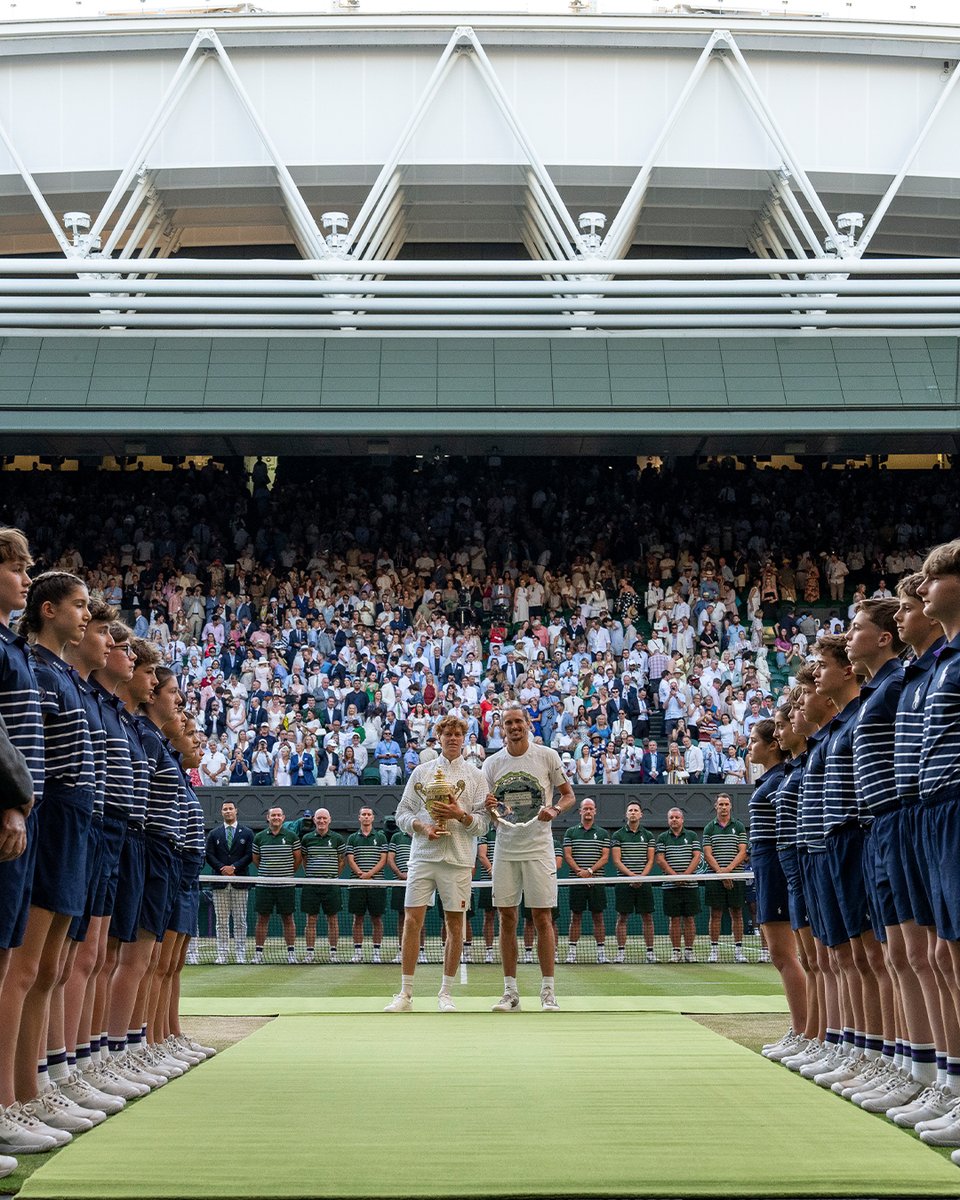 Wimbledon's tweet photo. All the emotions on the grandest of stages 🤝

#Wimbledon https://t.co/narJOhufNa