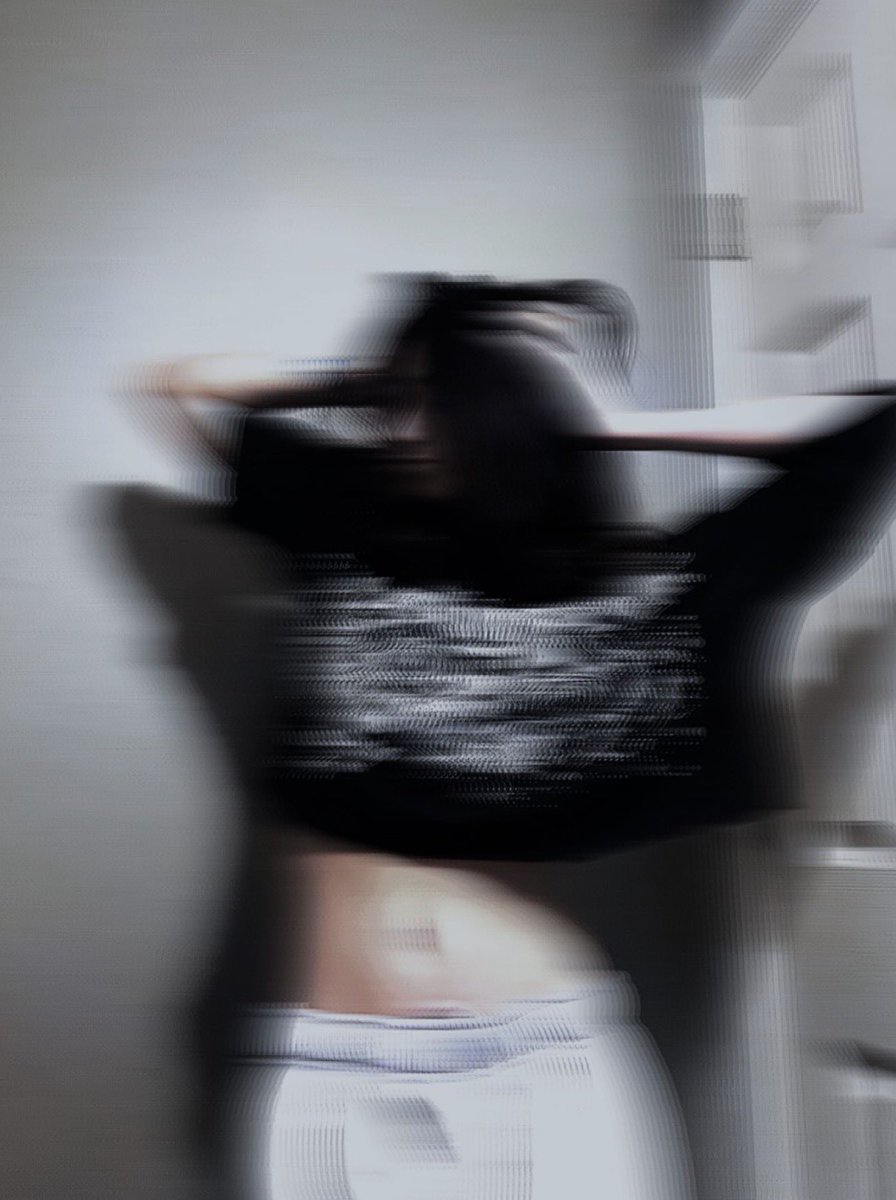 xokitkatx's tweet photo. Heard guys like dat tummy :p (sfw) https://t.co/neWJHouEnH