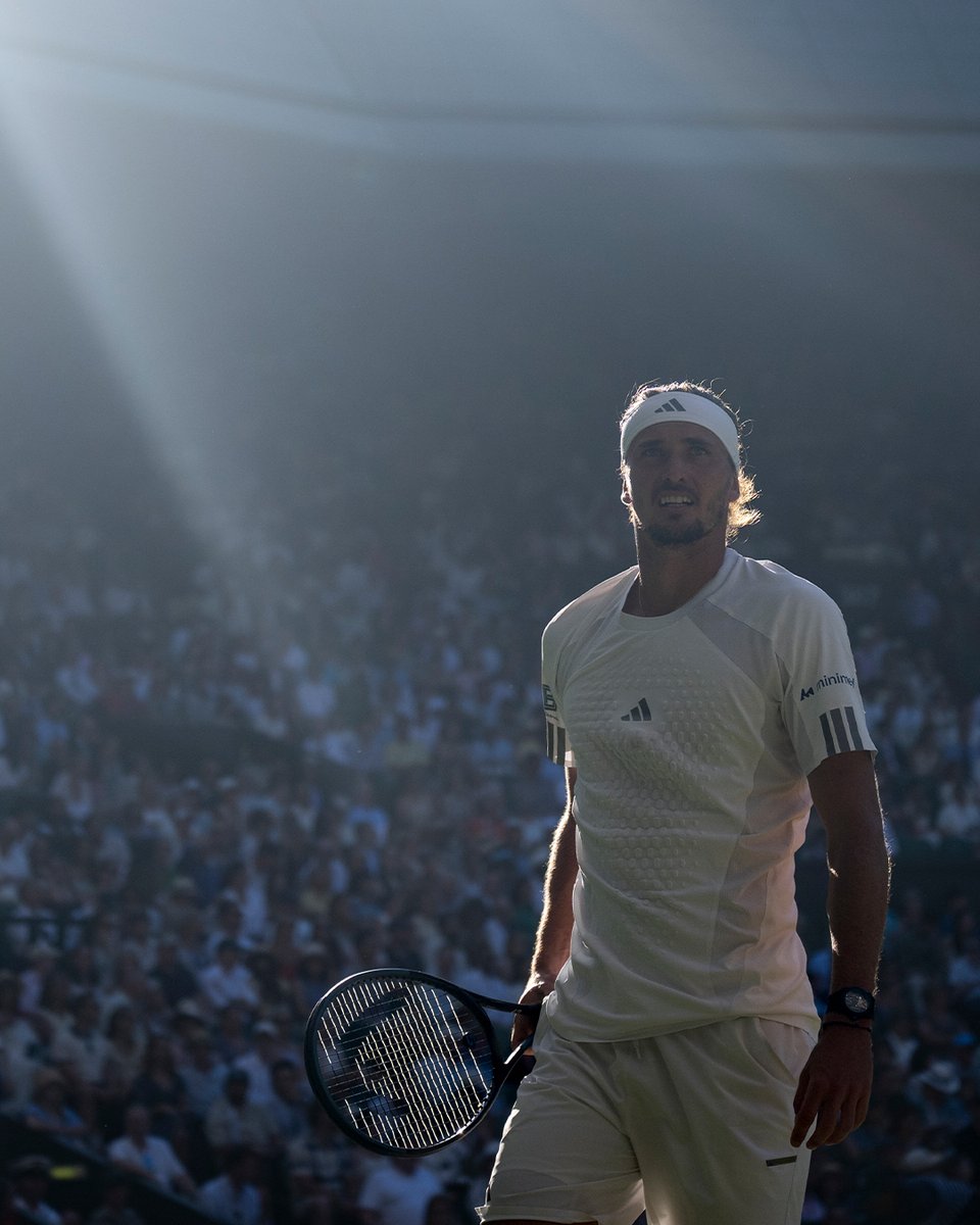 Wimbledon's tweet photo. All the emotions on the grandest of stages 🤝

#Wimbledon https://t.co/narJOhufNa