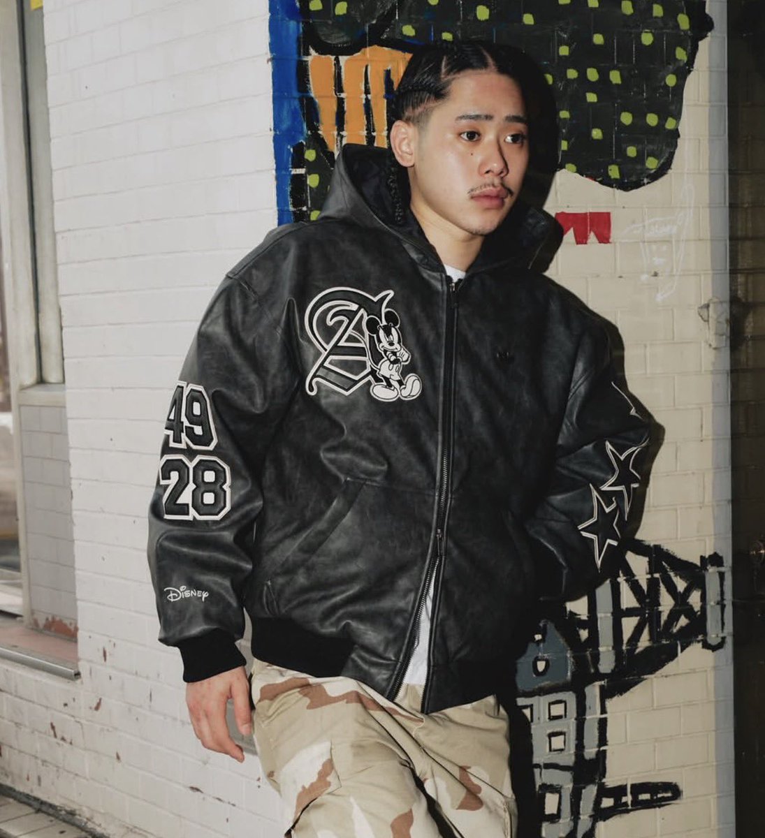 houseofheat's tweet photo. Disney x adidas Mickey Mouse Jacket (2026) 🖤 https://t.co/GF5vJuv99u