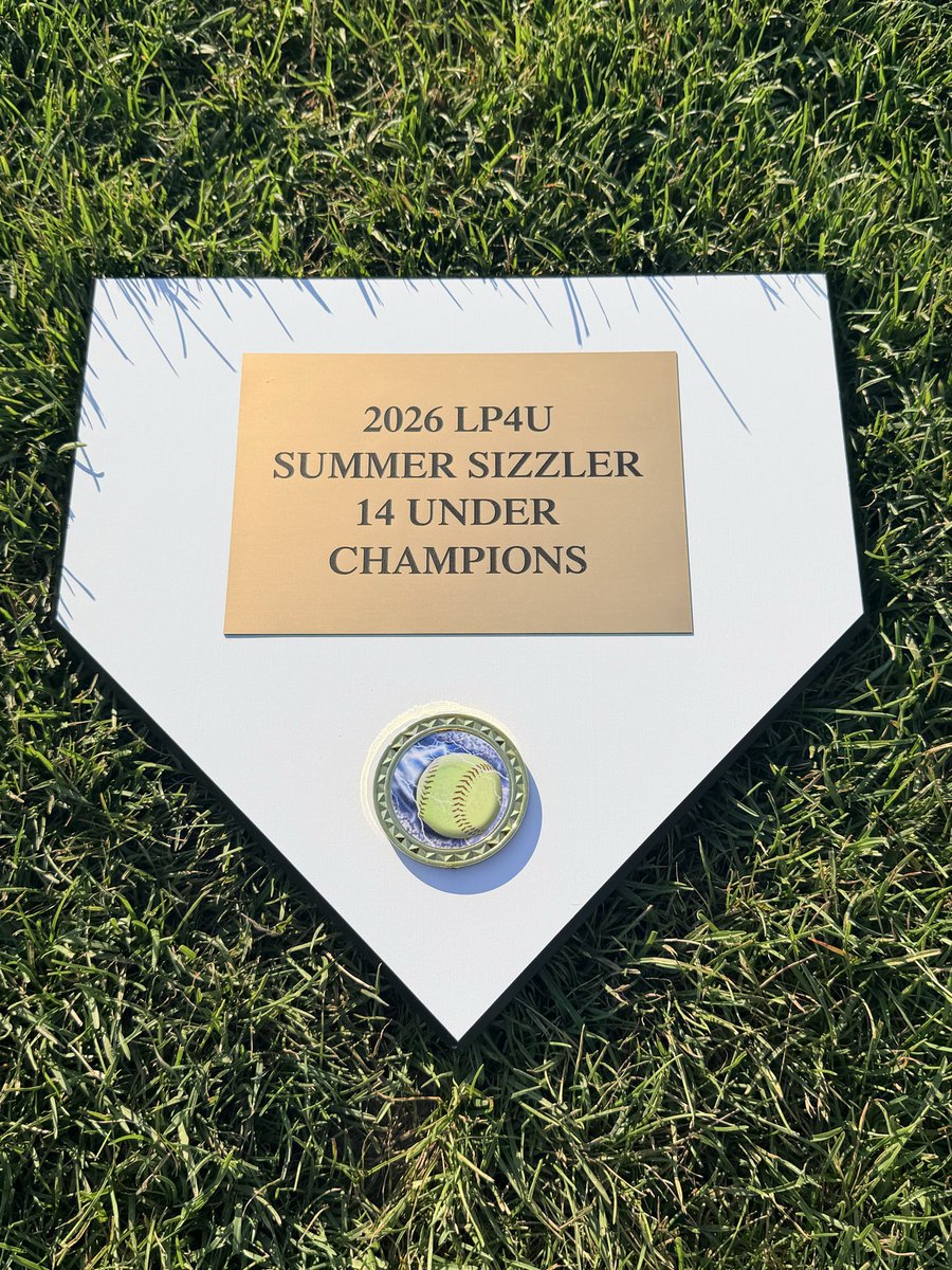 Fury_Clutter's tweet photo. 🏆🔥 LP4U Summer Sizzler CHAMPIONS! 🔥🏆
Through grit, determination, and heat, these girls battled their way to the top and are bringing home the LP4U Summer Sizzler Championship! @Taylor_Henson27 @HildrethKaiya29 @HaberkampK87031 

#FuryFamily #SummerSizzlerChampions https://t.co/YAKNblfk2M
