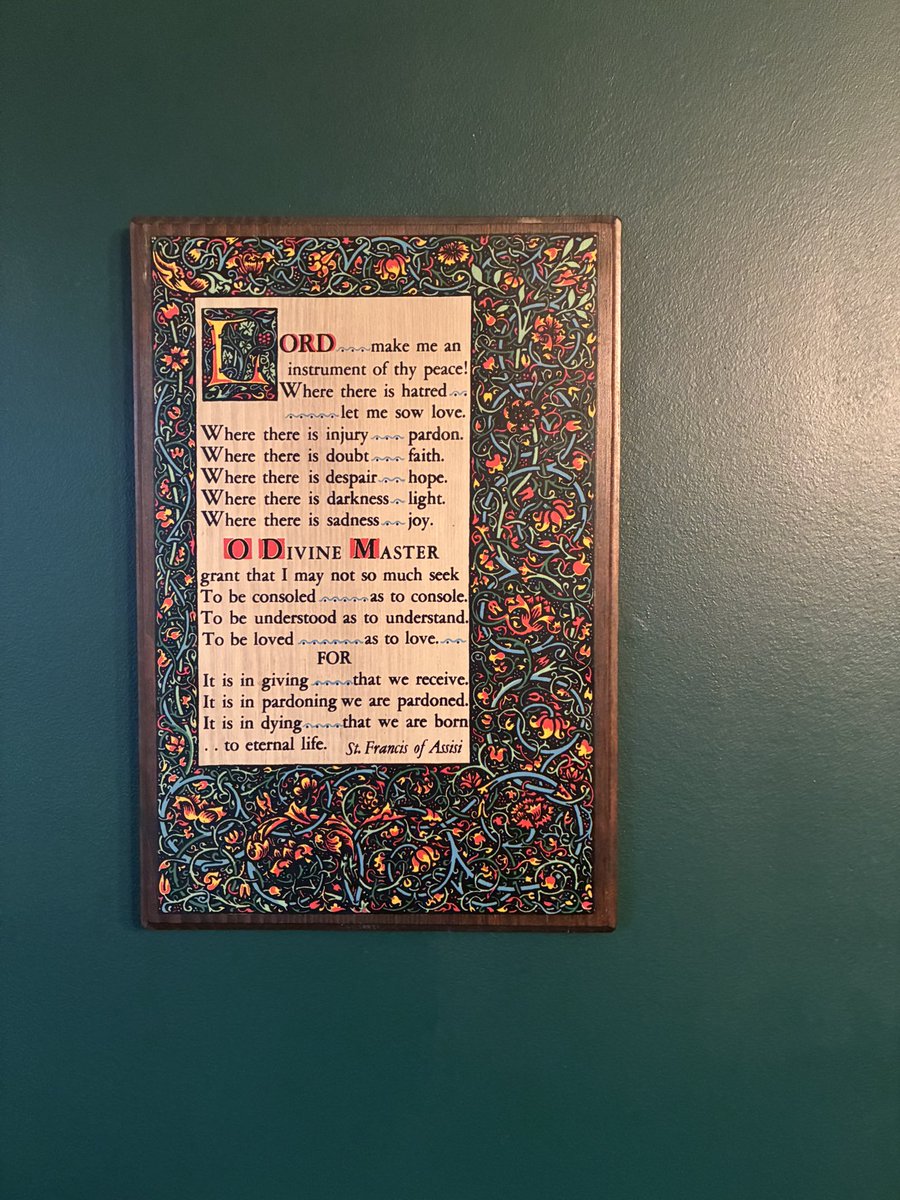 theobronzor's tweet photo. Wow thank you goodwill https://t.co/Owv5OAekQN
