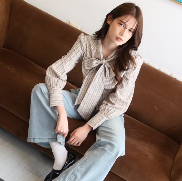 prelovedpurple2's tweet photo. Kemeja stripes brand eleonor size L ld 102cm, baru sekali pake 60rb nett udah include admin oren 🍊 https://t.co/Unl4lu5D8F