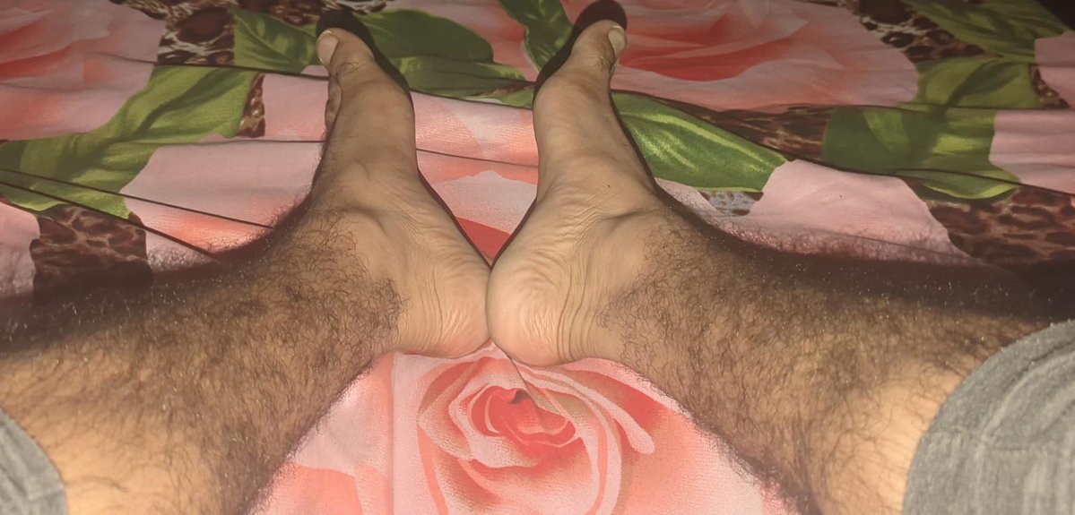 jaancat77's tweet photo. My feet own your wallet today, pig Send tribute before I make you beg to clean them.
#findom #finsub #feetworshi̇p #paypig #cashfag https://t.co/rf9Nk2dN42