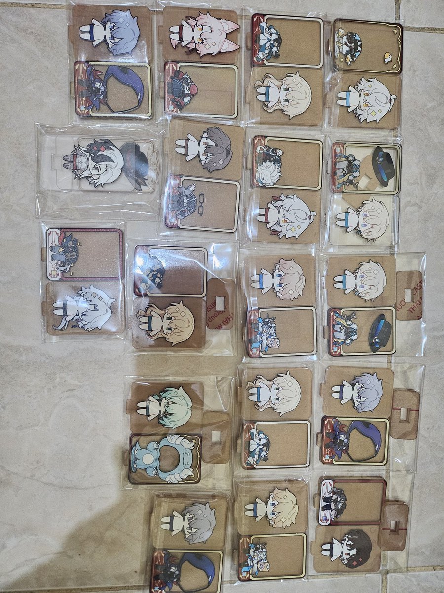 steamd_buns's tweet photo. [WTS]
Anyonee.. masih ada kahh yang minat sama dress up standee soiheo, mau jual karna udah stop koleksi 😭

Pls take them home QAQ
#warunghsr #warunggenshin https://t.co/Ey2WUYVEh6