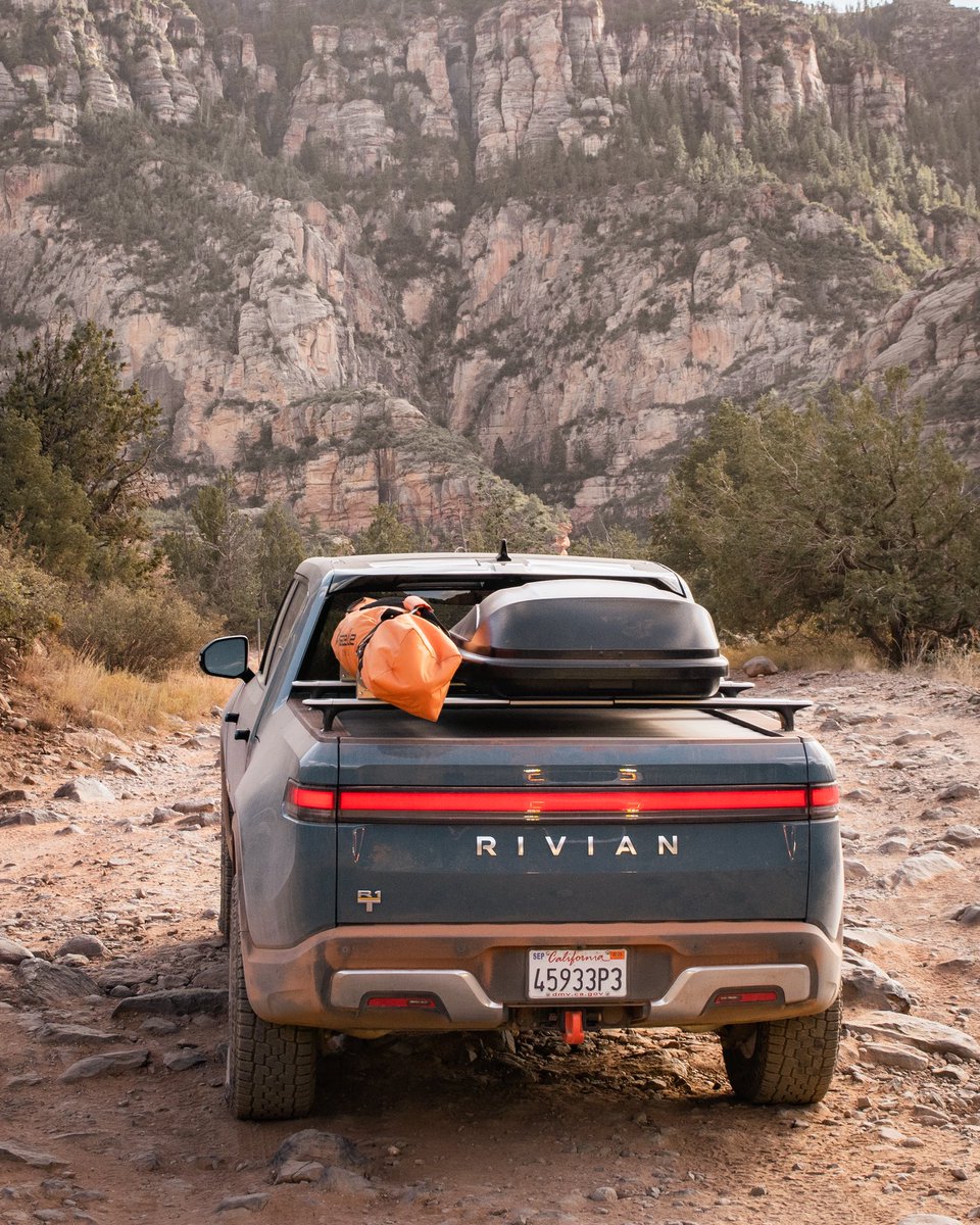 Overland_Story's tweet photo. @ChadMoran I think it’s closer to zero. Done plenty of miles with all sorts of things over the bed. https://t.co/BoKnH1ydjB