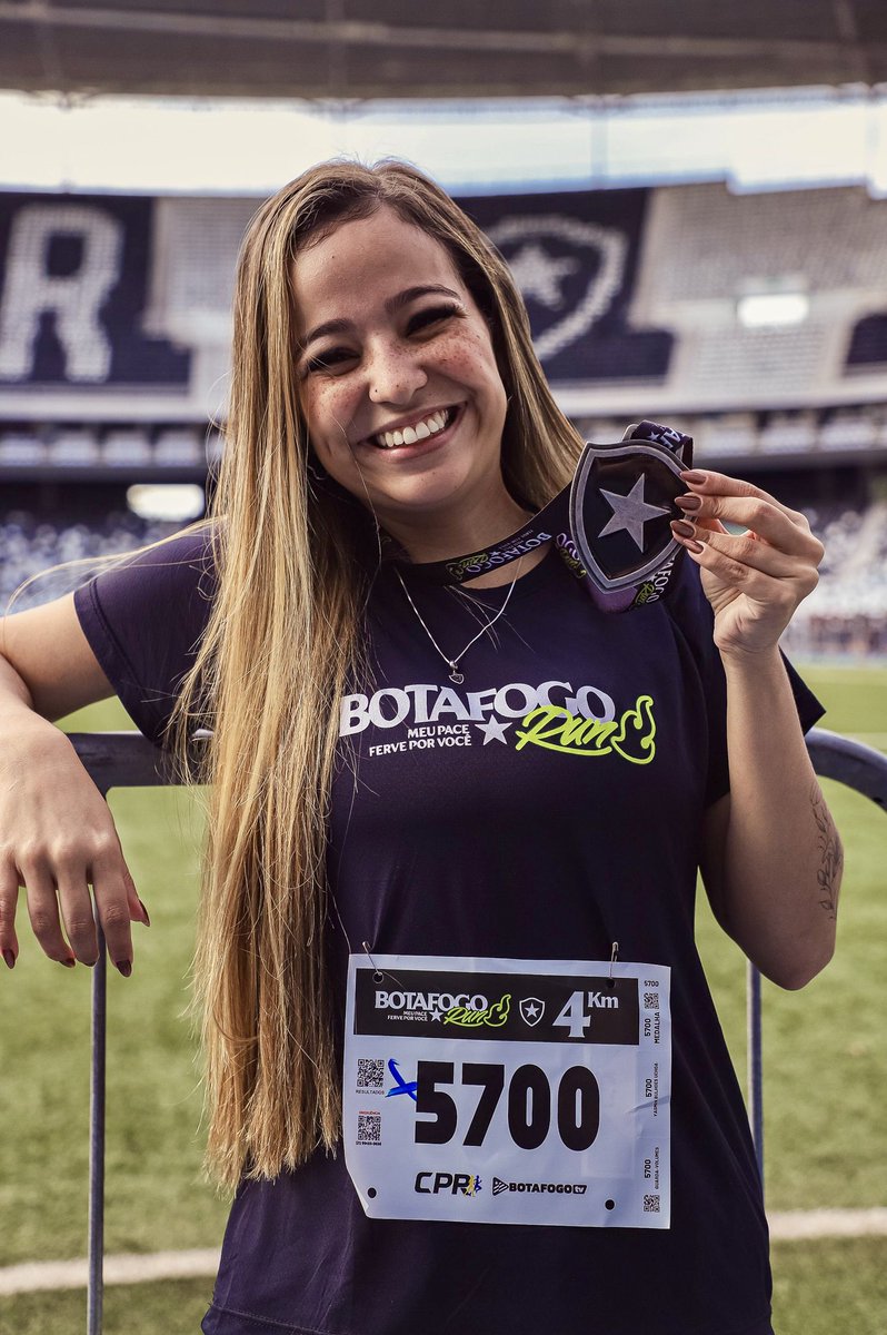yxuchoa's tweet photo. primeira corrida da vida tinha que ser do glorioso 🔥🏃‍♀️ https://t.co/G5HXKRljAG