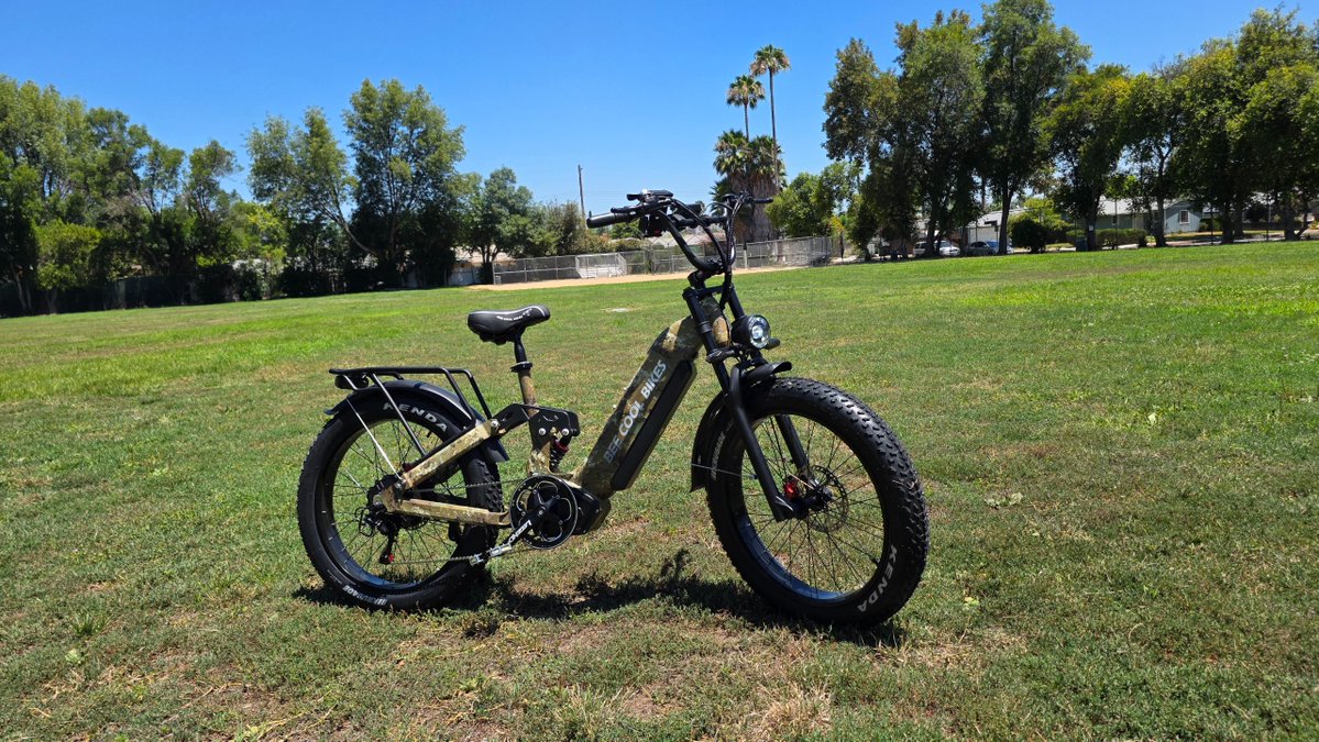 BeecoolBikes's tweet photo. 🔆The Ultimate Entry Into 72V Performance
https://t.co/JvZwR2HsY0
#JupiterX1 #BeeCoolBikes #72VEbike #ElectricBike #PerformanceEbike #RideElectric #EBikeLife #FastEBike #AdventureReady #ValueChampion #RideMore #PowerAndPerformance #OffRoadEbike #FatTireEBike #RideBeeCool https://t.co/g2eDhDIobT