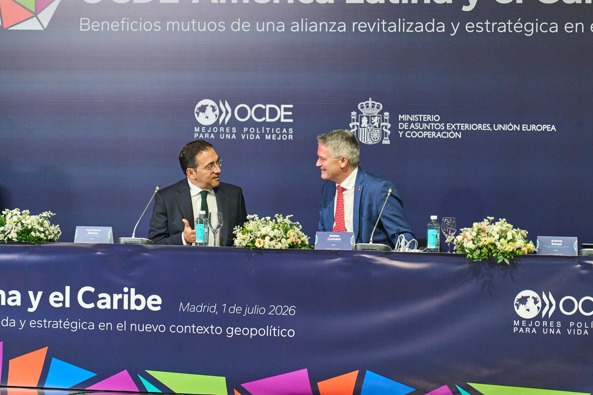 ocdeenespanol's tweet photo. El Diálogo Ministerial #OCDE-América Latina y el Caribe reunió a líderes para fortalecer la colaboración y avanzar en la implementación del Marco Estratégico para ALC, centrado en productividad, inclusión social, gobernanza y sostenibilidad.

Más: https://t.co/9nxVs6IPwx https://t.co/oSU5onicO5