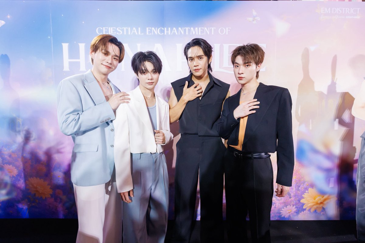 Hello98_th's tweet photo. “บีเวอร์-ต้นหลิว-เงิน-โอ๊ต” แท็กทีมเปิดตัว Special Presenter ในงาน “CELESTIAL ENCHANTMENT OF HONAH LEE” 
พร้อมเปิดตัวโปรเจกต์สุดพิเศษ

🔗https://t.co/MkciC5scc9

#CelestialEnchantmentOfHONAHLEE 
#HONAHLEExBeverTonliewNgernOat
#ngernoat #bevertonliew https://t.co/h1fiZmLNTy