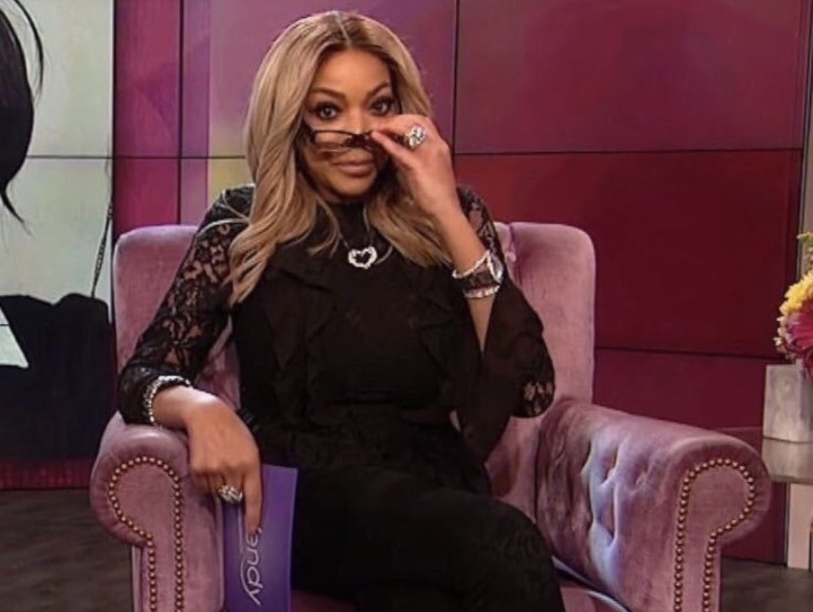 LikeaStar1032's tweet photo. Shamea started that convo and she was the one who left crying. So what did we learn 

#rhoa https://t.co/rz5RFPb4UT